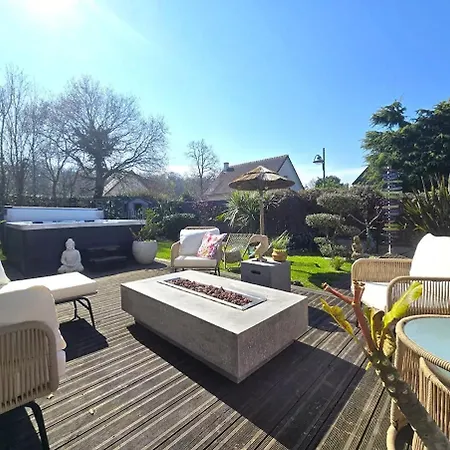 Le Domaine D'uxane L'independance & Hammam Villa *